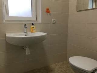 Отель Come Inn Днепр Одноместный номер с собственной внешней ванной комнатой-5